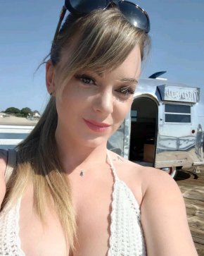 je suis une femme je recherche du serieux 
