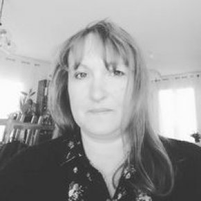 je cherche un homme sérieux et honnête une relation durable 
