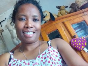 Je cherche amour réciproque, sérieux, honnête, respectueux et surtout croire en Dieu