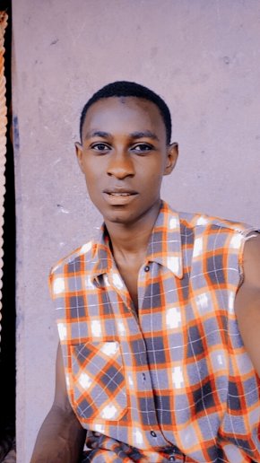 Bonjour je suis Ismael votre annonce sur le site MoiPourToi et je souhaite entrer en contact avec