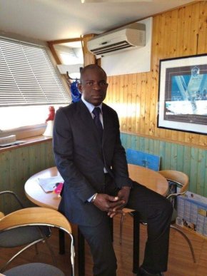 Amitié sincère pouvant aboutir à une relation sérieuse et au mariage.