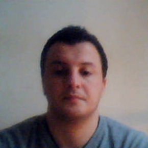 HOMME TUNISIEN CHERCHE A SE STABILISER DONC VENEZ POUR DISCUTER