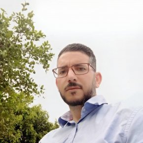 جميل أن تزرع وردة ? في بستان ، ولكن الأجمل أن تزرع الحب ❤️ في قلب إنسان