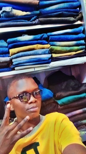 Je suis impatient de trouver mon âme sœur. Whatsapp +224626659192