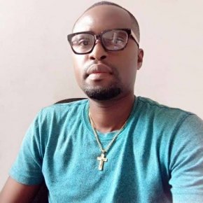 Je Cherche relation Amicale avec des filles sympas