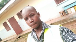 Recherche une femme pour le plaisir à passer ensemble afin de s'amuser au quotidien à yaoundé