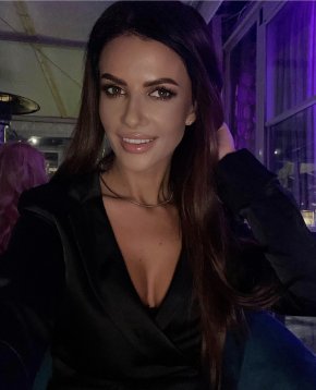 Coucou salut, je suis angella Lopez je suis nouvelle sur le site. 