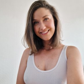  Moi je me nomme Marie  je suis nouvelle sur le site  je suis célibataire sans enfants je vis en Bel
