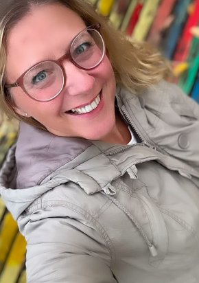 Je ici pour trouver l’amour avec un homme qui as la tête sur les épaules et qui sait ce qu’il veut .