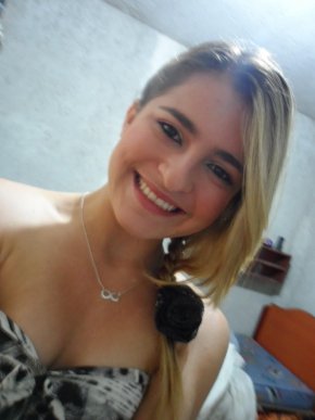 je recherche une relation sérieuse et durable pour fonder un beau couple mais desoler je me connecte