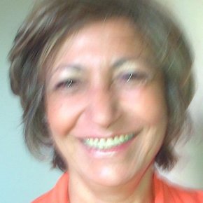 Je me sente seule et je cherche l'amour