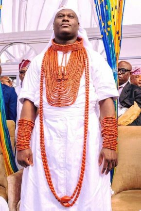 Le plus grand marabout du bénin-Le plus grand marabout du bénin:+22990811270-Voyant  Paul Aziman.