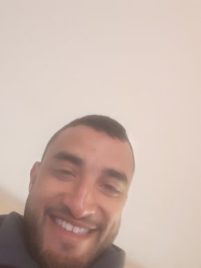 Bonjour je m'appelle brahim je suis a la recherche d une femme pour une relation sérieuse 