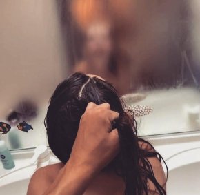 Jeune Baiseur Hway sur casa pour te détruire chérie 