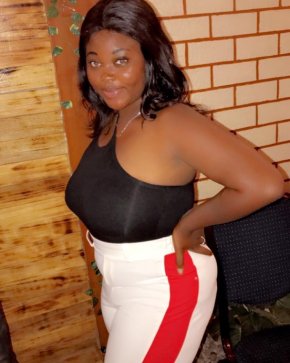 Recherche une relation sérieuse en Europe je suis cool et très honnête 