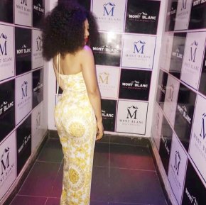Bonsoir je suis blanchou une ivoirienne que recherche un homme pour une relation amoureuse 