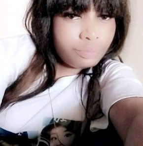 Charlotte ivoirienne 30 ans Je suis célibataire je cherche homme sérieux  qui veut vraiment une femm