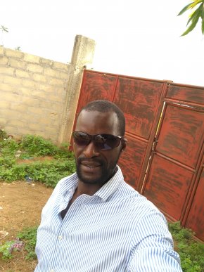 Je cherche une relation avec une femme vivant au Sénégal