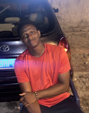 Homme sérieux à Abidjan recherche une relation sincère ou une belle amitié 