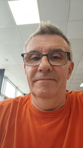 Cool.bienveillant,sincère,donateur,a l'écoute,attentionné,
