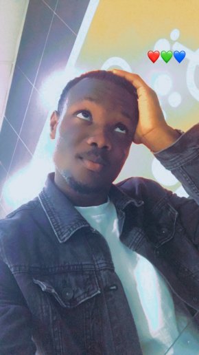 Cherche une personne avec laquelle avoir une relation amoureuse sérieuse