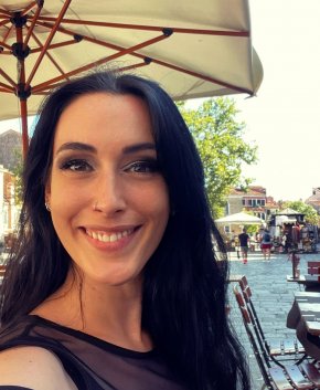 Looking for a man Kind and honest for serious relationship 
