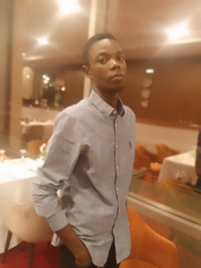 je sui aimable et socile et je recherche l'amitie ou l'amour