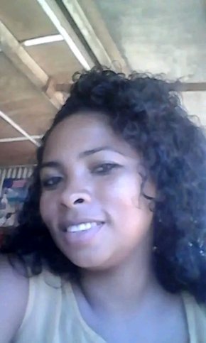 Ravi  de faire connaissance connaissance avec vous,bisous 