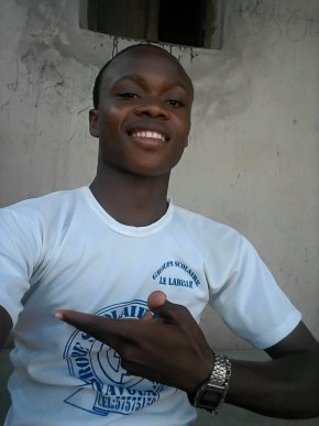 femme attentionne et croyante qui va prendre soin de moi comme un bien et quh va me faire de tres bo