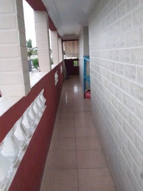  Recherche une femme avec la tête sur les épaules courageuse, dynamique , conseillère et déterminer