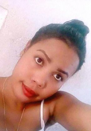 feme si amoureuse t fidelecherche une vrai amour avec un homme celibataire