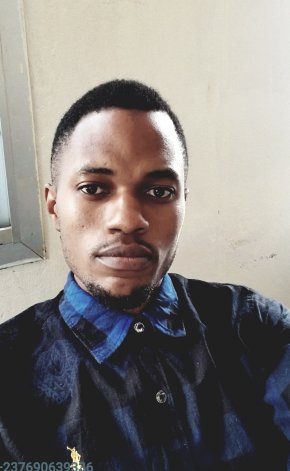 Ici pour se faire des amis et pourquoi pas évidemment faire de belle rencontres hors de l'ordinaire