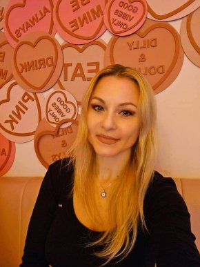 Salut par ici Juste moi et de pouvoir vivre le bonheur