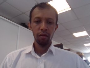 Bonjour!je suis a la recherche d'une femme a qui je pourrais combler ma vie. 