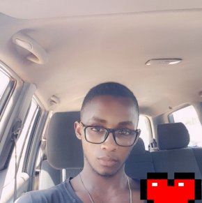 Looking for love withwhomI would like to livethisfeeling which makesbothhappy and sad sometime