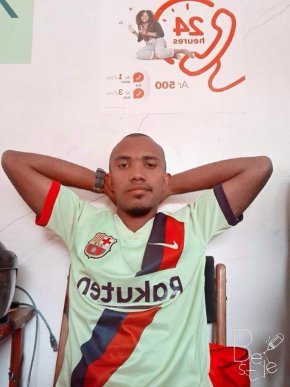 Je suis un homme sérieux cherche une femme pour un relation serieux