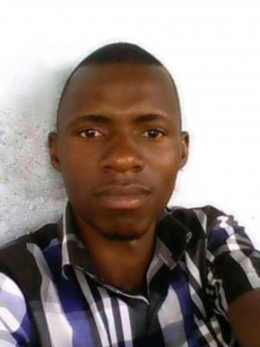 Je cherche mon ame soeur, la femme de mes rêves. L'amour de ma viefemme de ma vie.