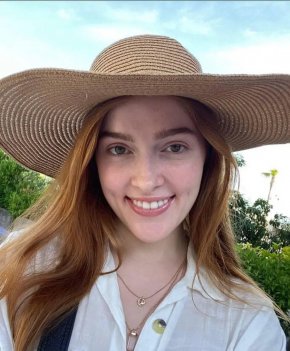 Moi je suis a la recherche d'une relation sérieuse et durable sur la confiance et non des plans cul