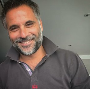 Amitié voir plus affinité. Mais avant amitié apres on verra avec le temps 