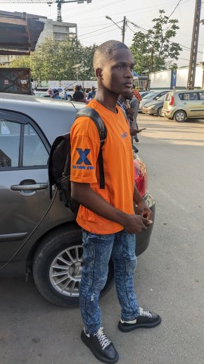 Je suis etudiant en licence genie logiciel , developpement web et mobile. Ouvert et attentionne