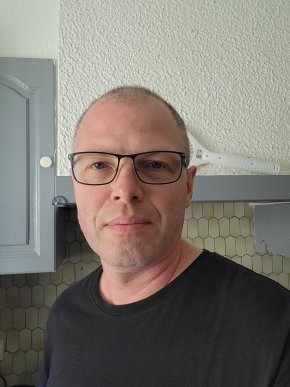 on discute et si sa colle alors pourquoi pas aller plus loing