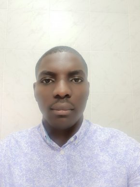 Jeune homme a la recherche de sexe, rencontre et folie 