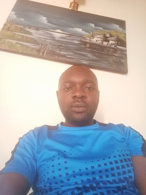 Recherche une femme pour amitié et plus 
