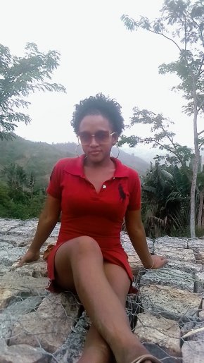 Une belle femme malgache à la recherche d'un homme sérieux