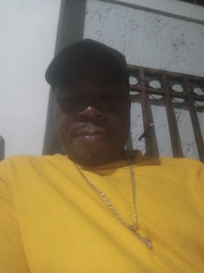 Je cherche une femme senseul timide dur commee roc sensiblejours
