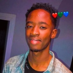 À la recherche d'une âme sœur pour partager les joies de la vie et curieux de découvrir ce que l'amo