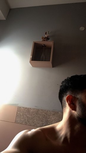 Recherche d'une fille malgache pour discuter et peut-être une relation à long-terme