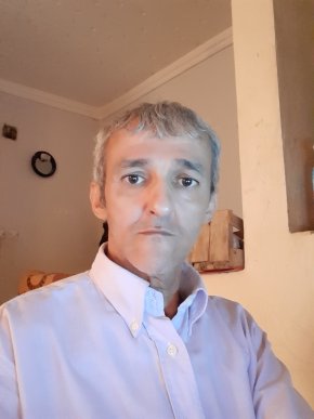 Bonjour, je suis sincère et sérieux pour fonder une relation basée sur la confiance et le respect ; 