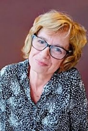  Une femme indépendant, confiant et beaucoup d'amour a partager 