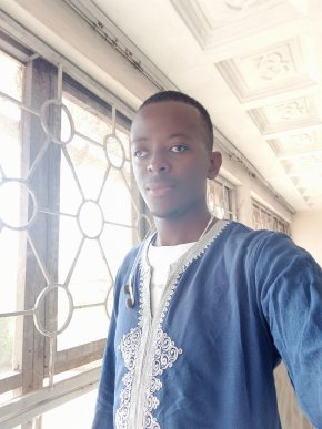 Homme joyeux, positif, franc. Recherche une relation sérieuse